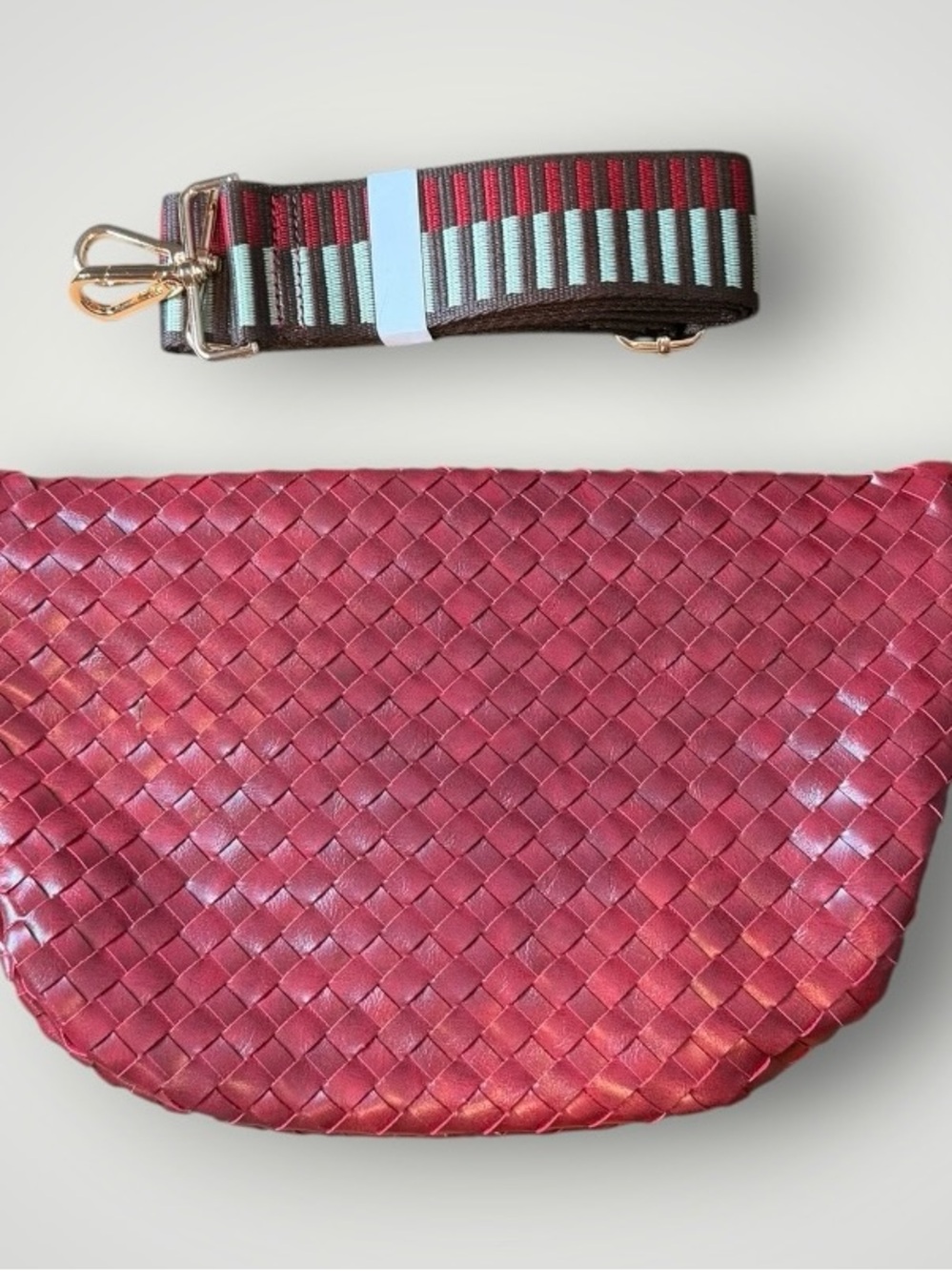 Pretty Simple Westlyn Woven Bum Bag Vegan Leather Sangria Adjust High Quality - Picture 4 of 5